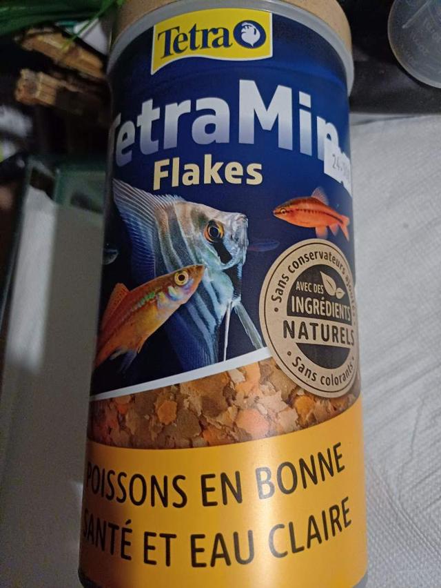 Aliment poissons à Mauléon