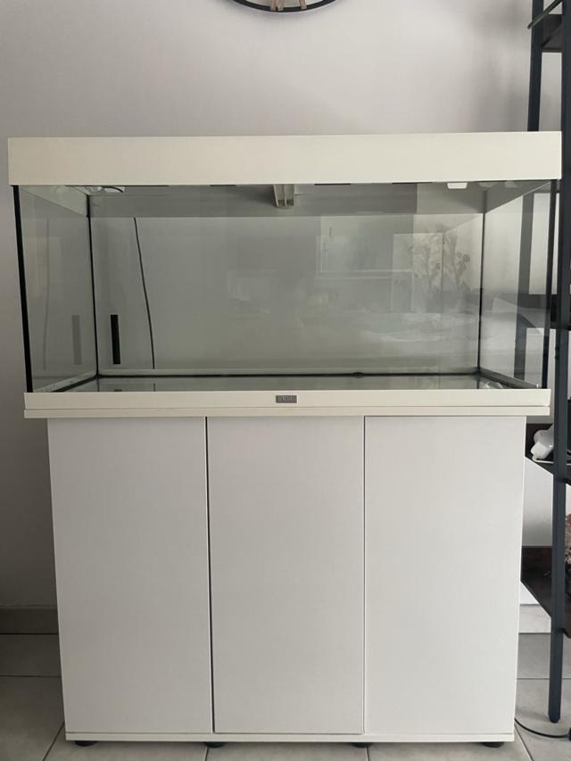 Aquarium JUWEL Rio180 avec meuble et filtre extern