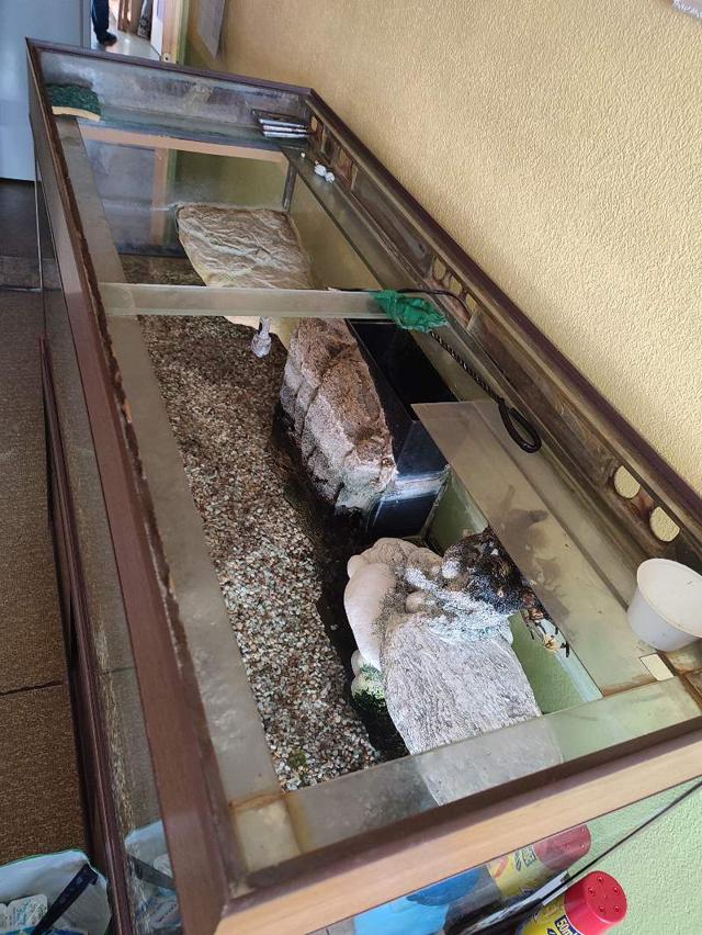 Aquarium 330 litres