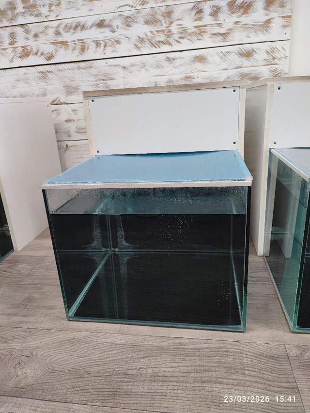 Aquarium sur mesure complet